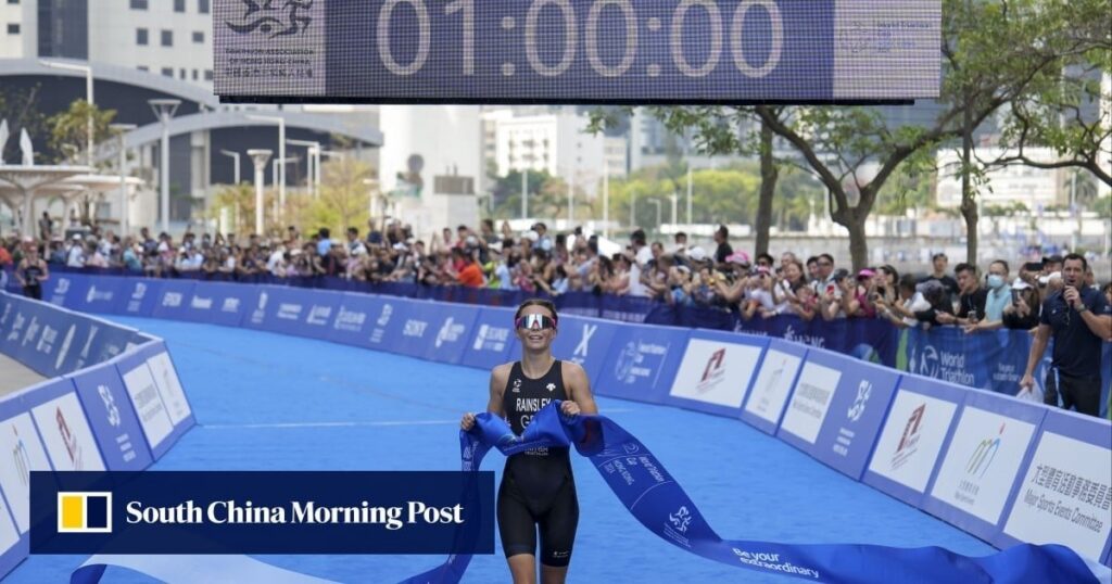 Hong Kong officials apologise after playing Spain’s national anthem to honour a British triathlon winner Hong Kong officials apologise after playing Spain’s national anthem to honour a British triathlon winner