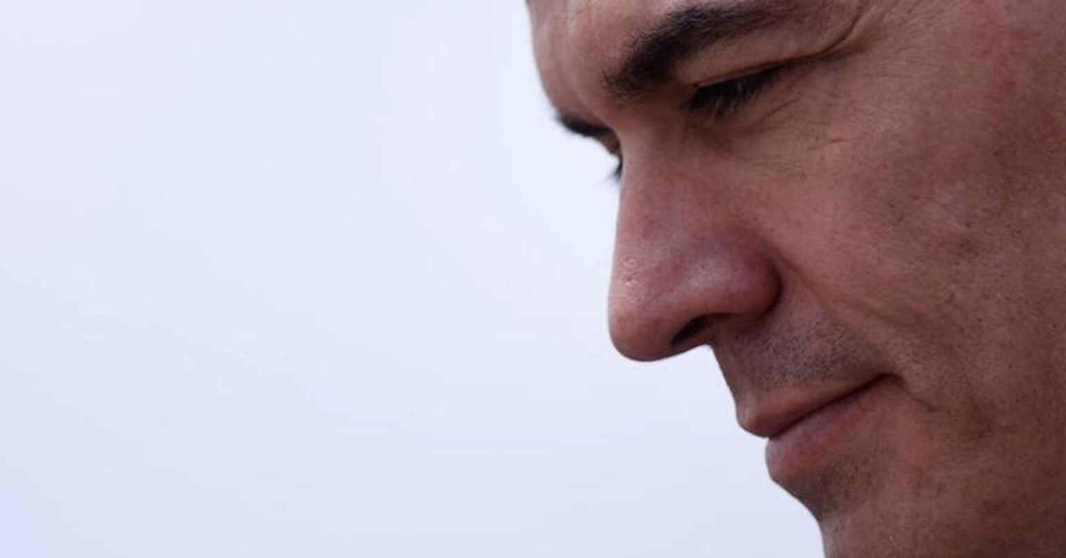 Pedro Sanchez stays on as Spain's prime minister after weighing quitting
