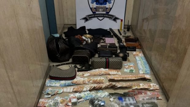 Disrupted 6 gangs that "hit" MMM and tourist spots in Athens - 1,200,000 loot