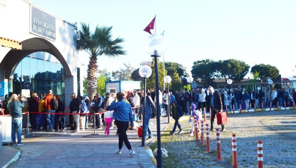 With the introduction of visa on arrival, 20 thousand Turkish citizens visited the Greek islands in just a few days.