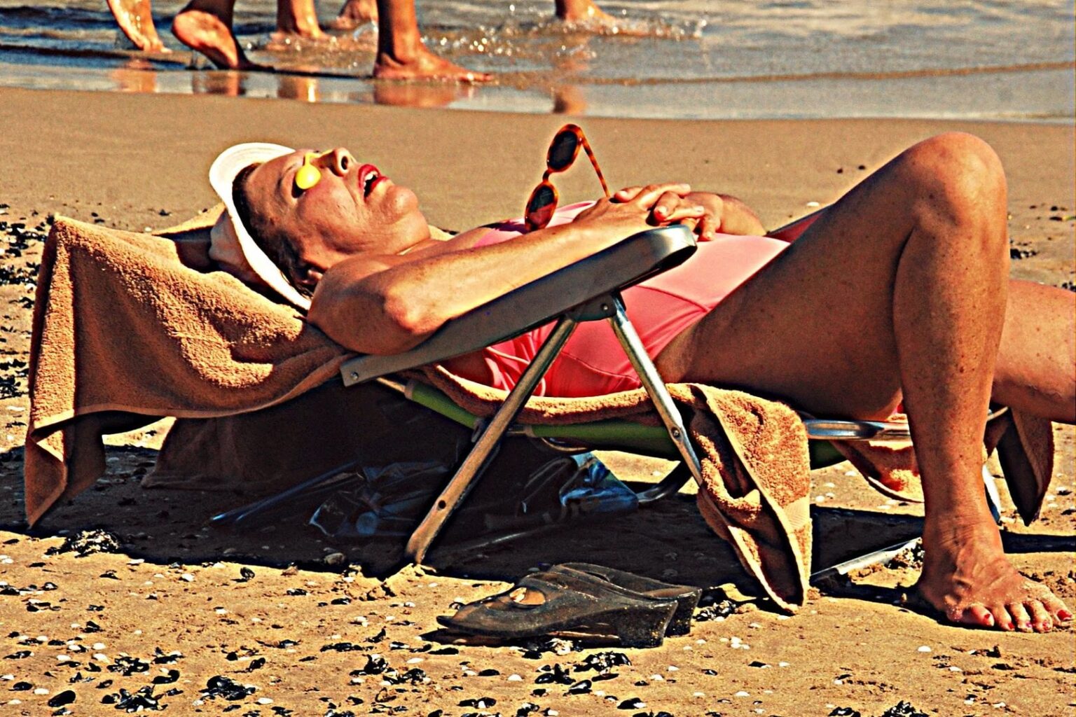 Foreigners (2015, 28m, documentary in Catalan about the beginning of tourism in Mallorca)