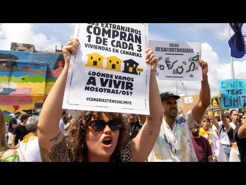 Thousands of people take to the streets in the Canary Islands against mass tourism