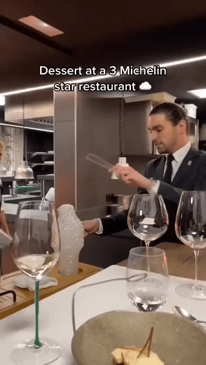What a Three star Michelin dessert in Spain at El Celler de Can Roca looks like