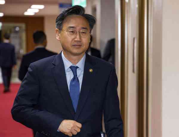 Ex-Vice Defense Minister Leaves PPP ahead of Expected Marine Death Report Questioning