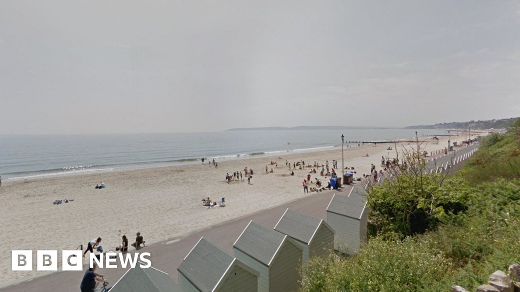Bournemouth stabbing: Boy, 17, arrested after beach death