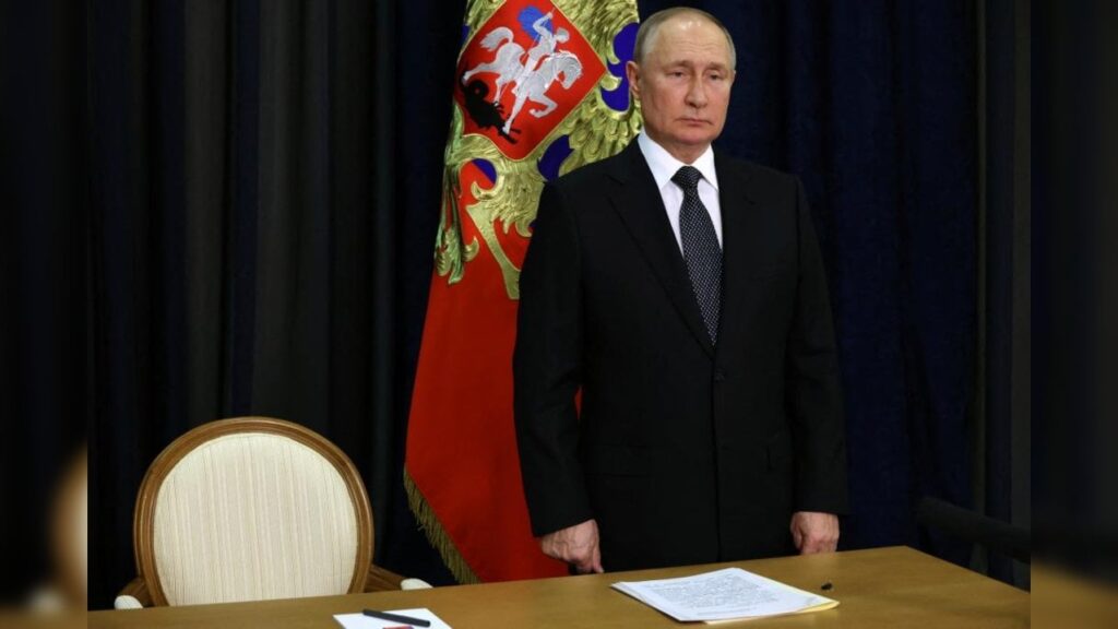 Putin's Residence In Altai Republic 'Almost' Burnt To Ashes: Report