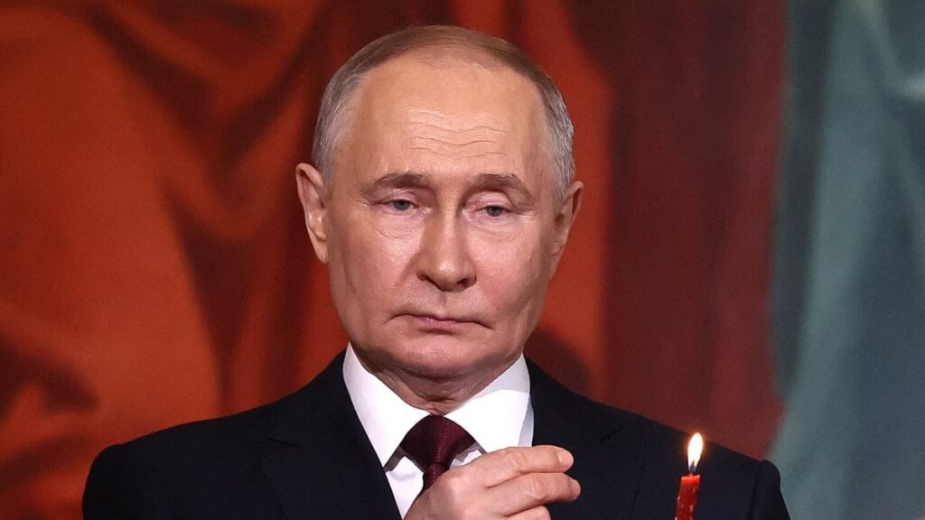 Is Putin cracking under the pressure of his barbaric war? Russian tyrant seems withdrawn as he makes a rare public appearance at Orthodox Easter mass – after a week of ‘losing 1,000 men a day in Ukraine’ Is Putin cracking under the pressure of his barbaric war? Russian tyrant seems withdrawn as he makes a rare public appearance at Orthodox Easter mass - after a week of 'losing 1,000 men a day in Ukraine'