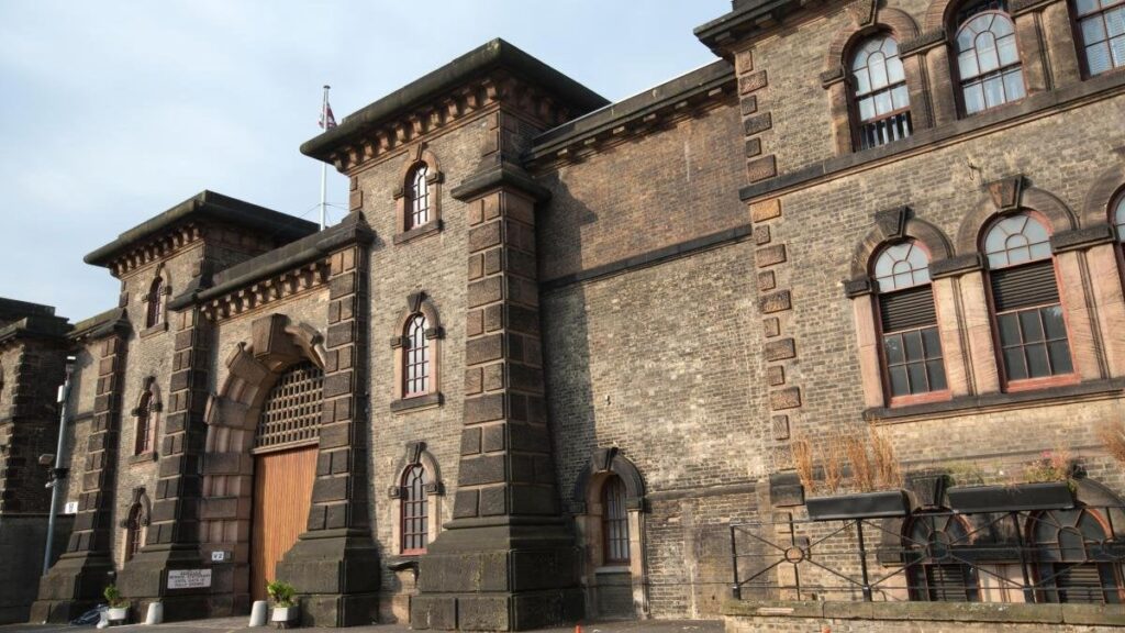 Arrest fewer people to save prison space, police chiefs told