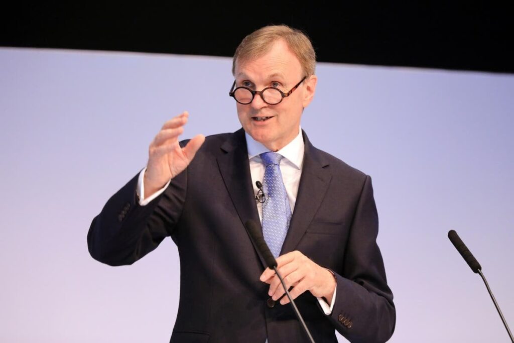 M&S boss says police no longer interested in tackling shop-lifting