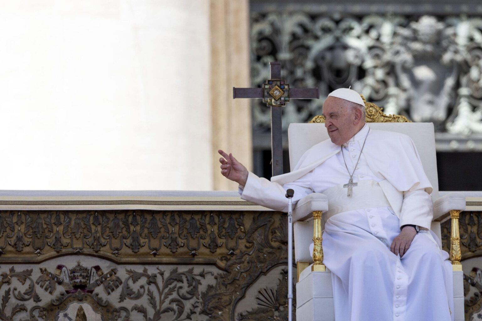“There are already too many queers.”  Pope asks bishops not to admit gay seminarians