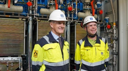 Norwegian Yara opens renewable hydrogen plant, delivers first tons of natural gas-free fertilizer