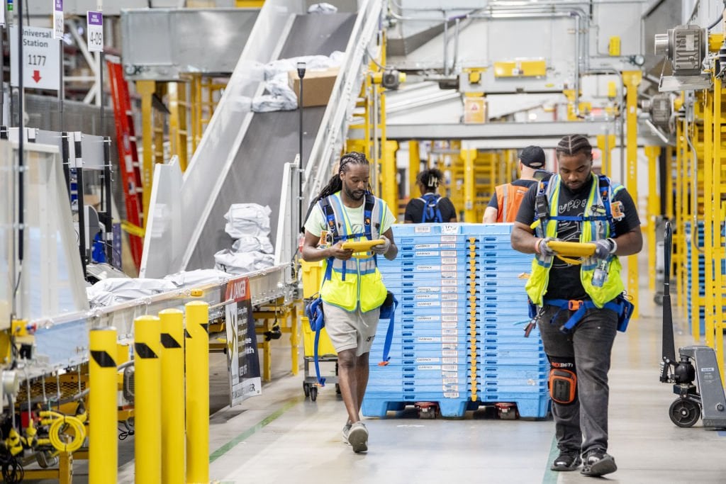 Meet Your New Robot Boss - Many have long worried that AI and robots will replace workers. But less attention has been paid to the increasing use of algorithmic systems to manage workers — creating ever more authoritarian and exploitative workplaces.