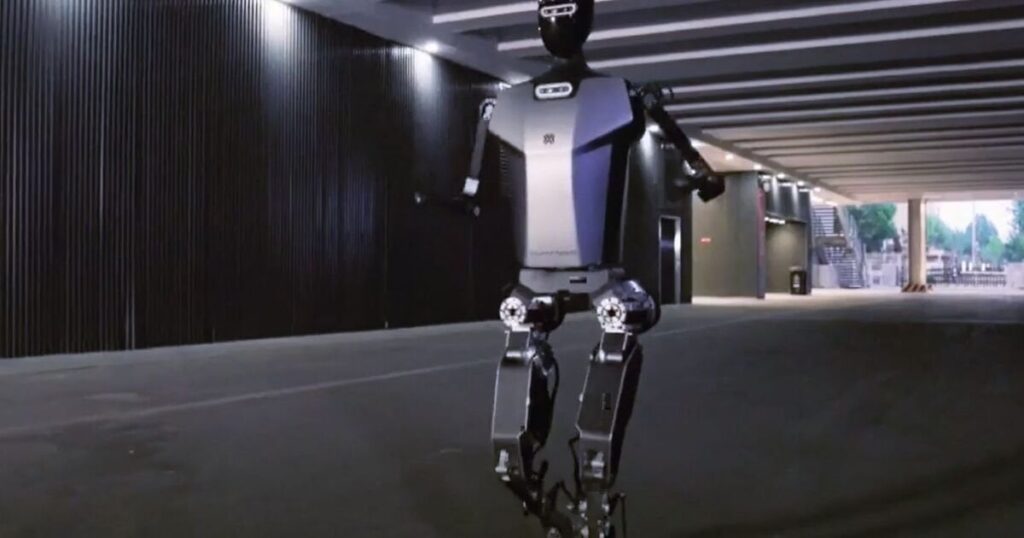 A second open-source humanoid robot project suggests dystopian sci-fi tropes may have got it wrong; future AI and robots will be decentralized and widely available, not hoarded and controlled by corporate elites. A second open-source humanoid robot project suggests dystopian sci-fi tropes may have got it wrong; future AI and robots will be decentralized and widely available, not hoarded and controlled by corporate elites.