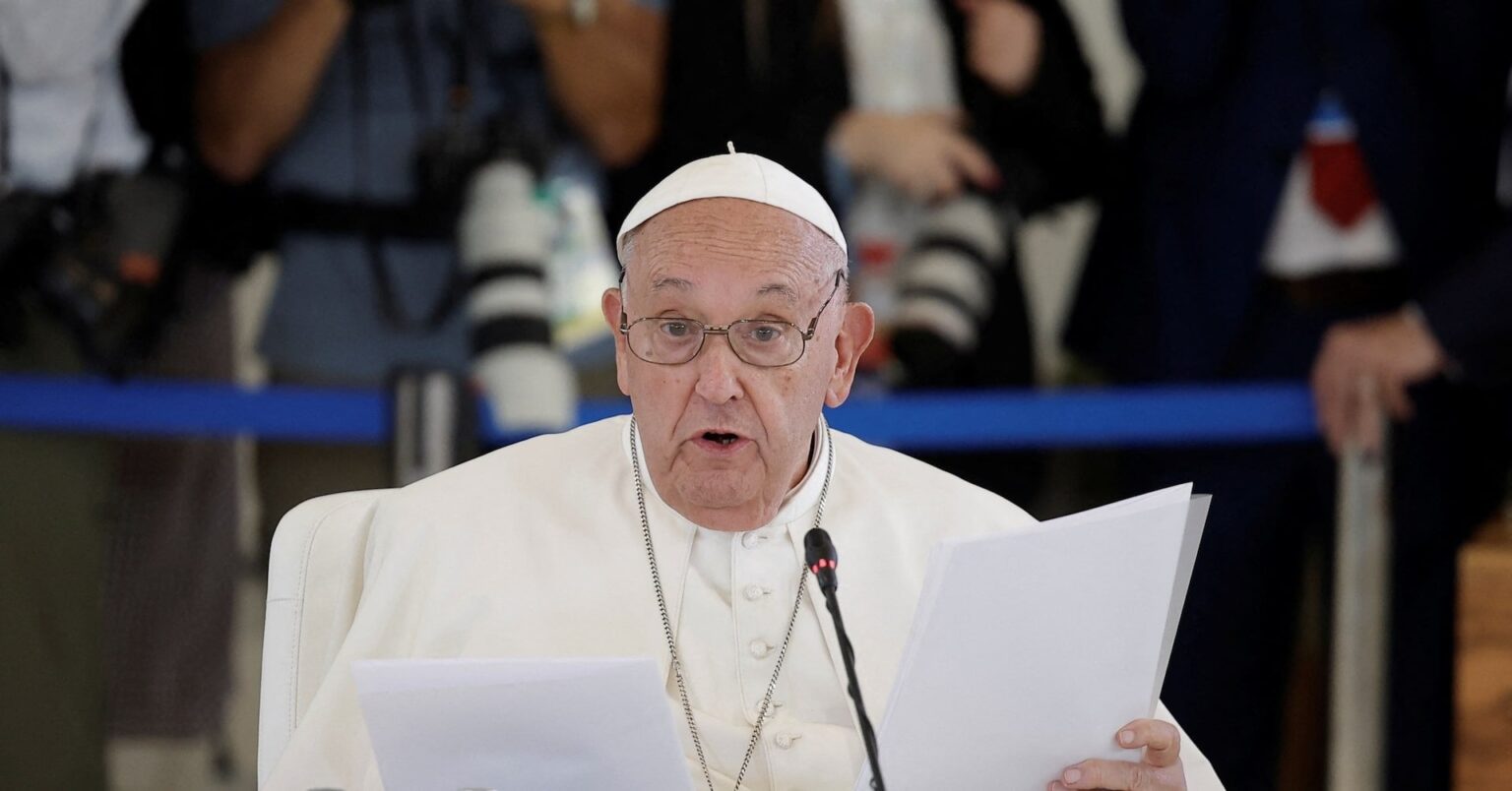 Pope Francis tells G7 that humans must not lose control of AI