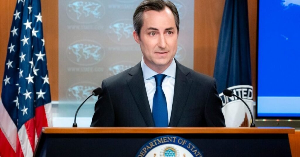 The first wave of sanctions began against the dream