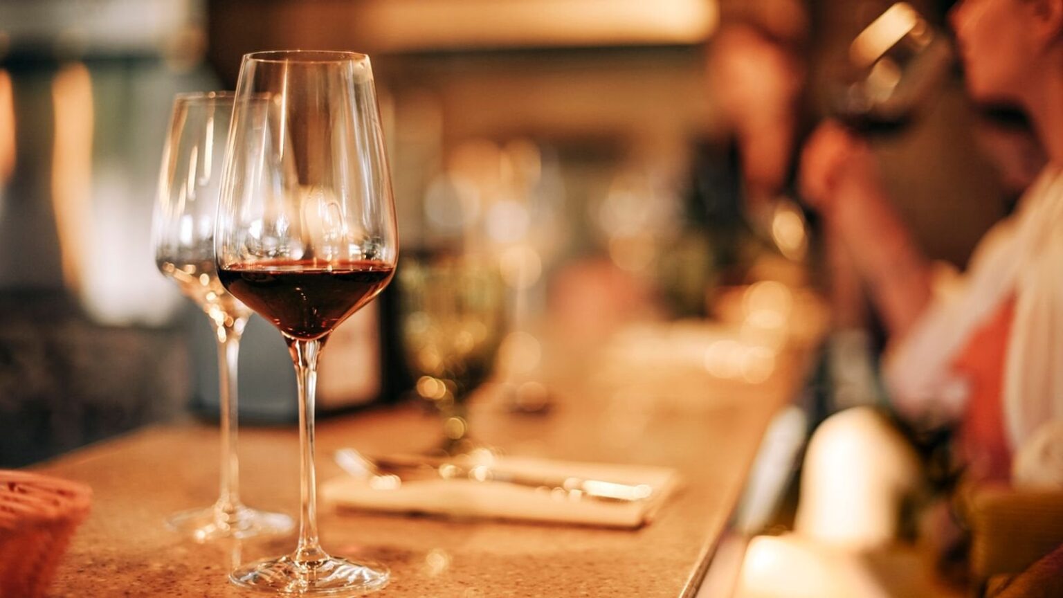 Drink-drive limit should be cut to small glass of wine or beer, say doctors
