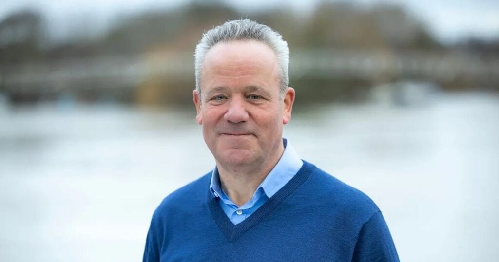 Thames Water’s CEO handed a huge bonus despite dumping raw sewage with tap water being undrinkable in places and a mountain of debt.