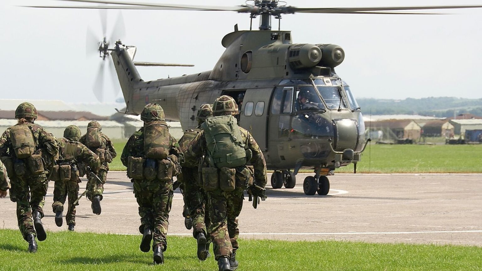 UK must be ready for war within three years, head of British Army warns | UK News | Sky News
