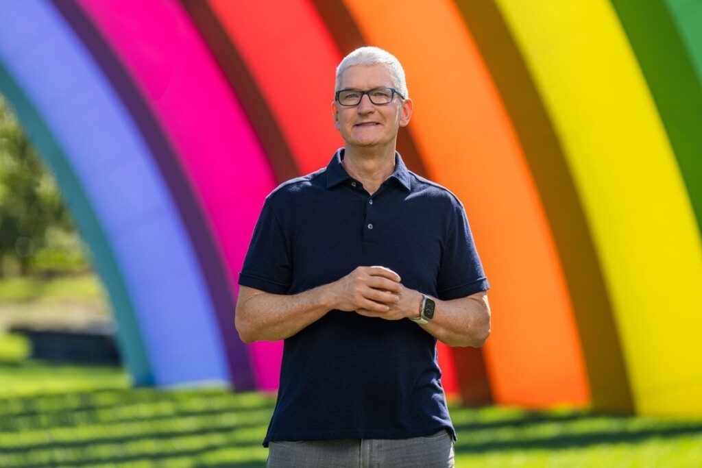 Apple signs the White House's commitment to AI safety