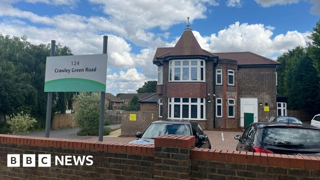 Man arrested after fire at Luton housing for homeless