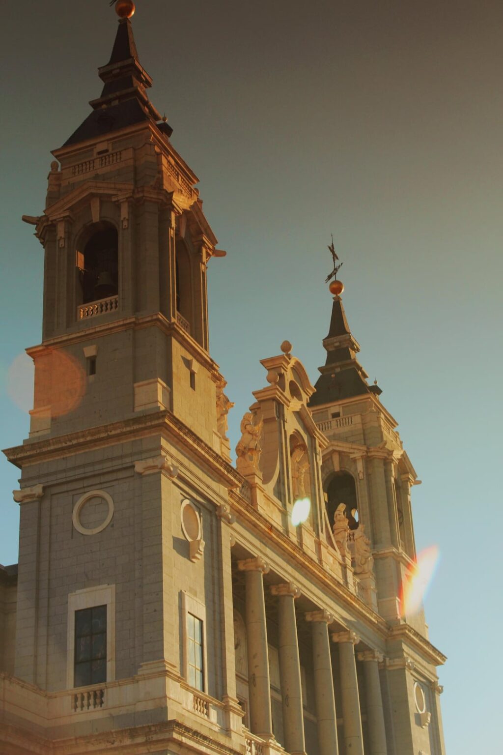 Yesterday's sunset in Madrid ☀️