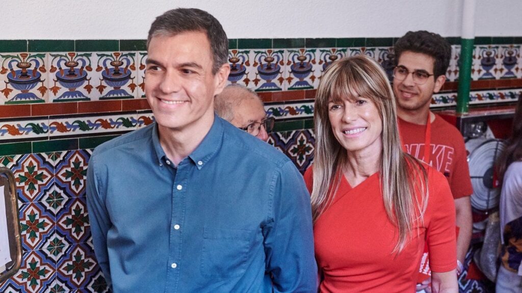 Spanish prime minister sues judge investigating his wife