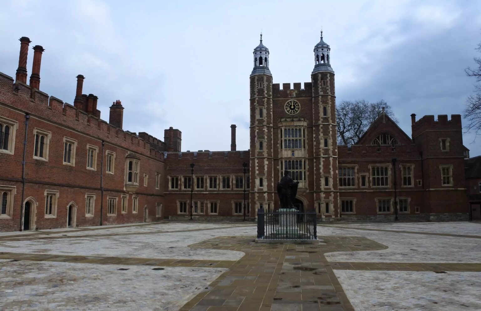 First-year Eton College students must trade their smartphones for school-provided "dumb" Nokias | The ban-and-replace is part of Eton's effort to refocus younger students on learning