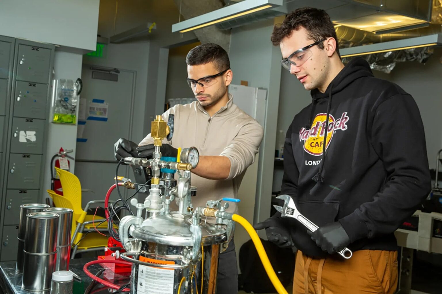MIT is Making Hydrogen Fuel from Soda Cans, Seawater, and Caffeine