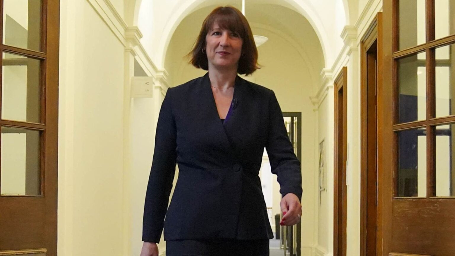 Chancellor Rachel Reeves to reveal cuts to plug '£20bn black hole' in public finances