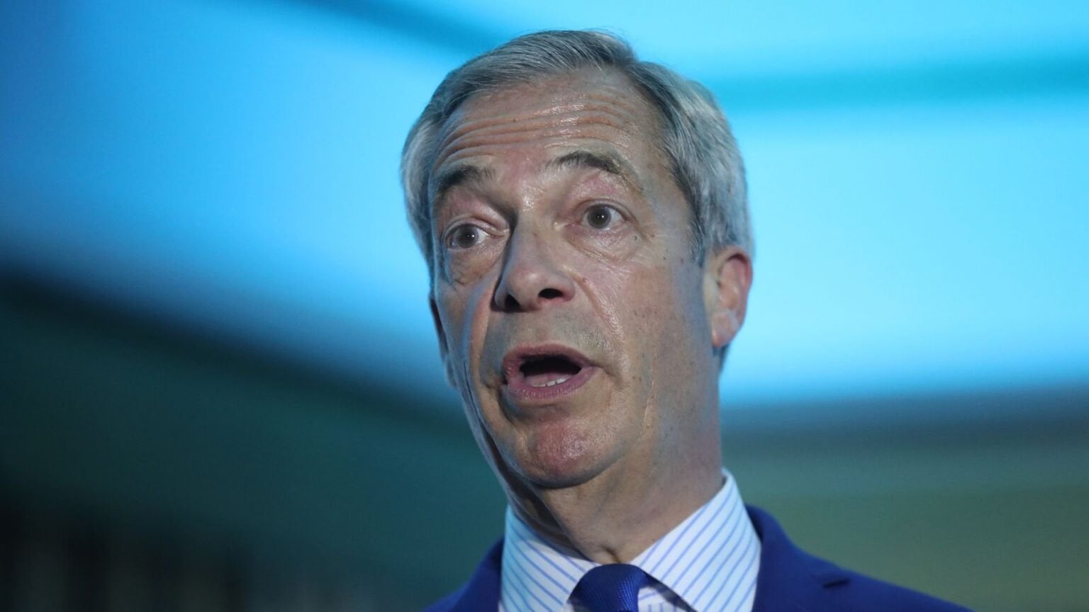 Nigel Farage: Hecklers interrupt Reform UK leader as he gives first speech since historic election Nigel Farage: Hecklers interrupt Reform UK leader as he gives first speech since historic election