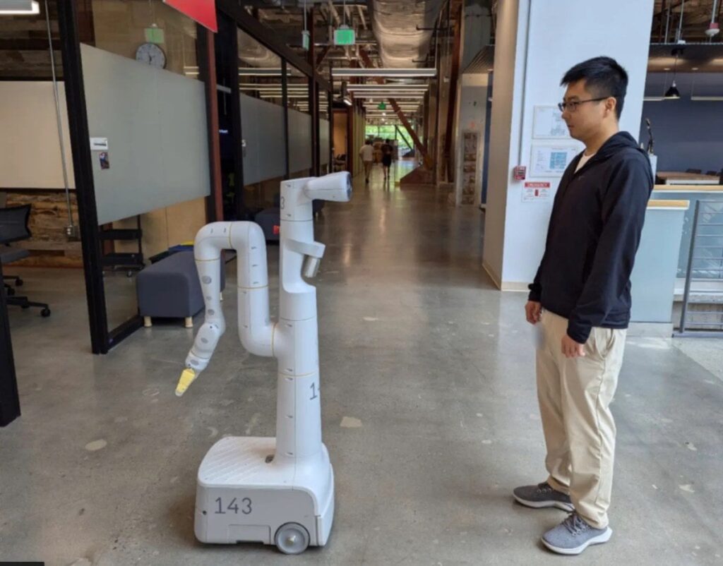 Using existing multimodal AI, Google's DeepMind shows a robot that can use it to navigate around a workspace, perform tasks, and talk to the humans it encounters.
