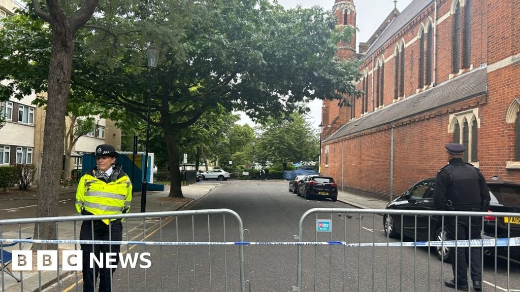 Ladbroke Grove: Six murder arrests after boy shot in park