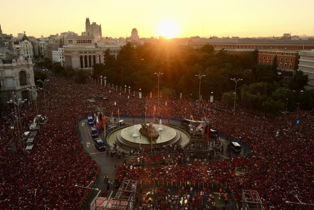Eurocup final from the Cibeles terrace 🙏🏼