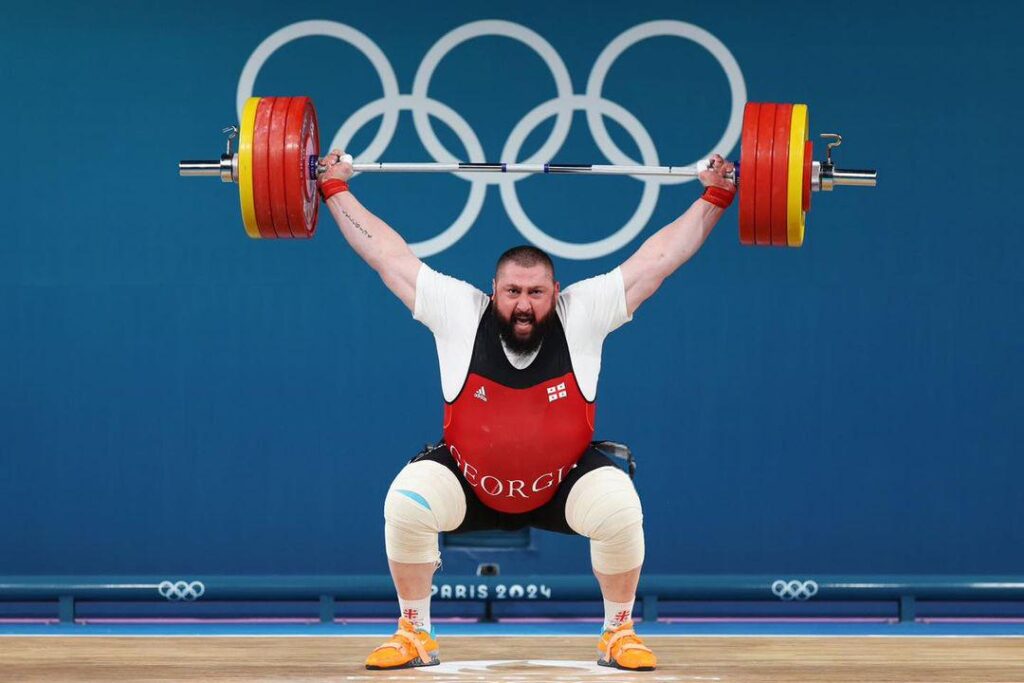 🥇🇬🇪 Lasha Talakhadze wins the gold medal in men's +102 kg event in Weightlifting at the Olympics