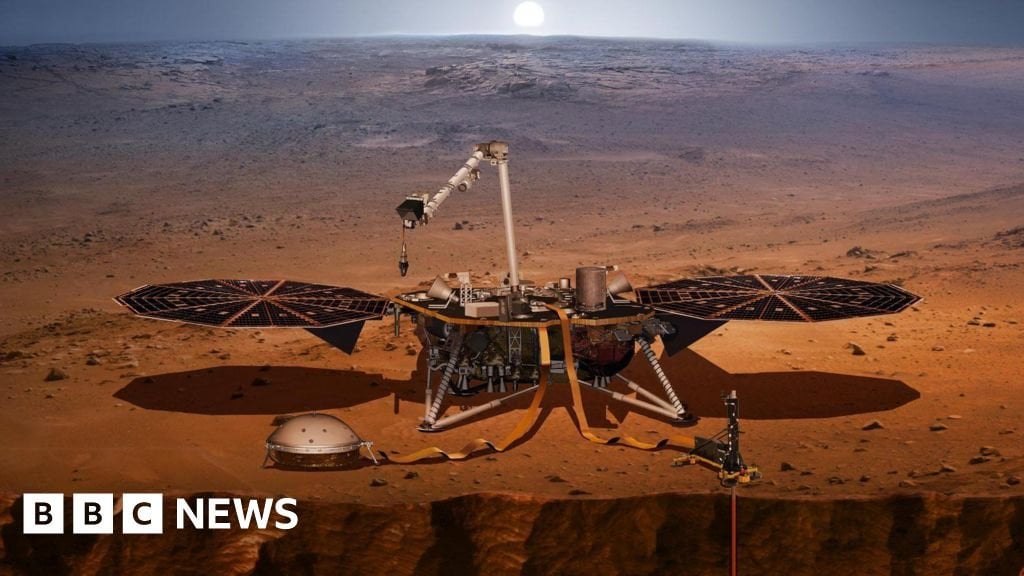 Mars water: Liquid water reservoirs found under Martian crust - Scientists have discovered a reservoir of liquid water on Mars - deep in the rocky outer crust of the planet.