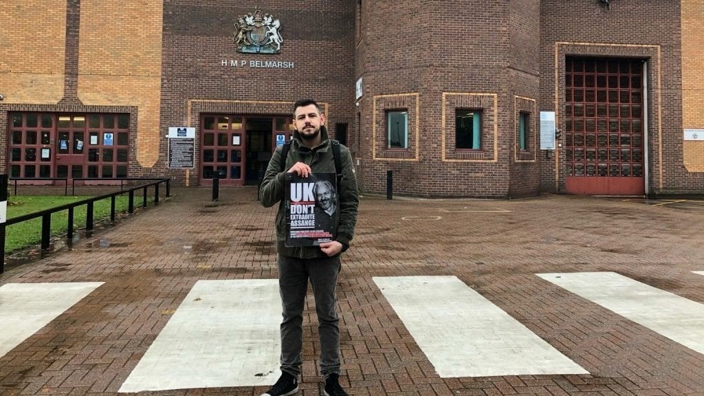 UK police arrest journalist Richard Medhurst under ‘Terrorism Act’