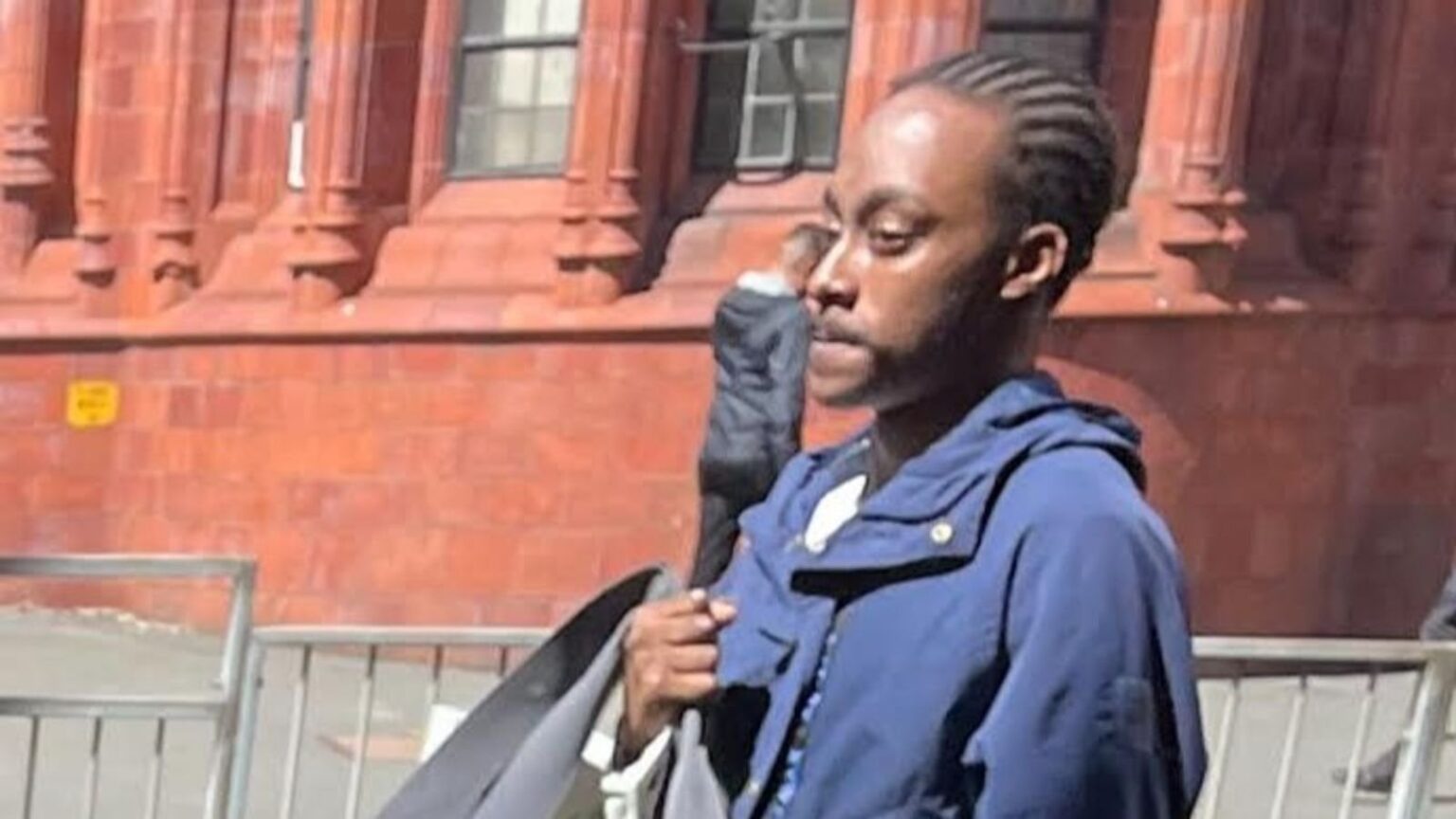Rambo knife teen threatened bus driver 'fam, stop the bus' after missing stop