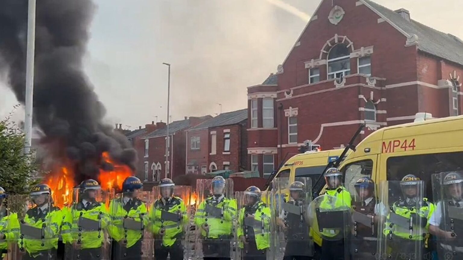 Children to be taught how to spot fake news and ‘putrid’ conspiracy theories online in wake of riots Children to be taught how to spot fake news and 'putrid' conspiracy theories online in wake of riots