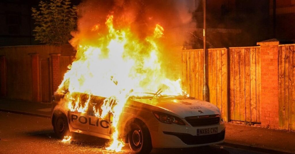 Hartlepool unrest: Seven arrested and child charged