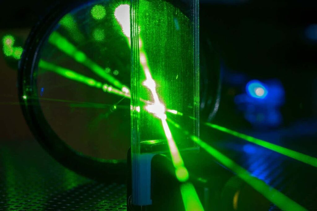 A new experiment confirms the existence of correlations between distant entangled particles. The implication of this is that quantum objects don’t exist when they are unobserved and they can influence each other even when very far apart.