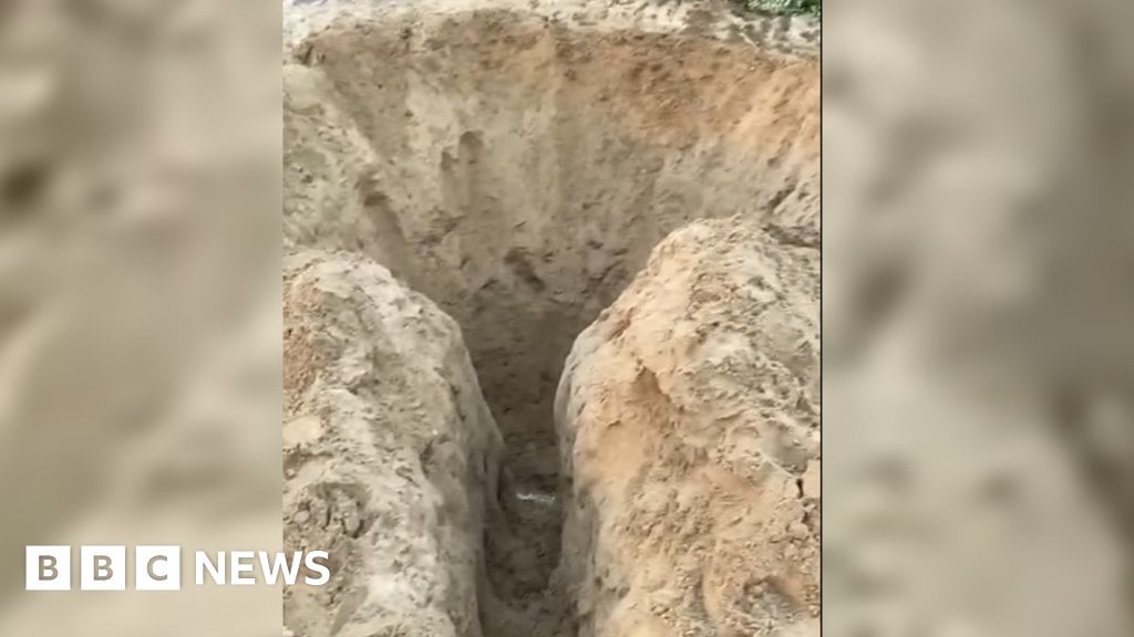 Beach danger warning after 6ft hole dug in sand in Polzeath