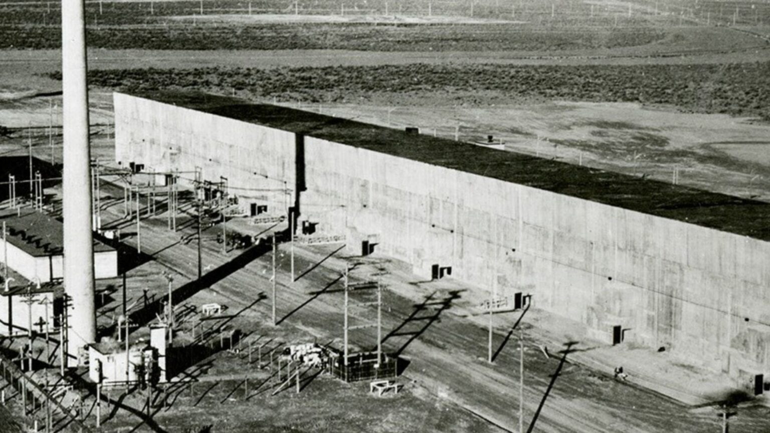 Bombs to beams: US to turn nuclear plutonium site into 1 GW solar farm | Wind energy is not being considered since a nearby observatory searches for gravitational waves.