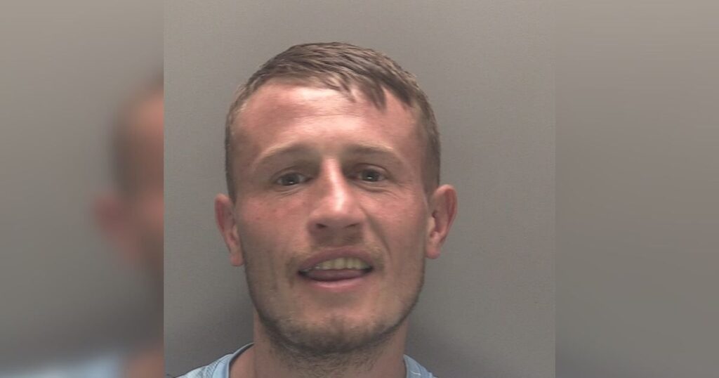 Sex offender called police officer 'nonce' as he attacked him