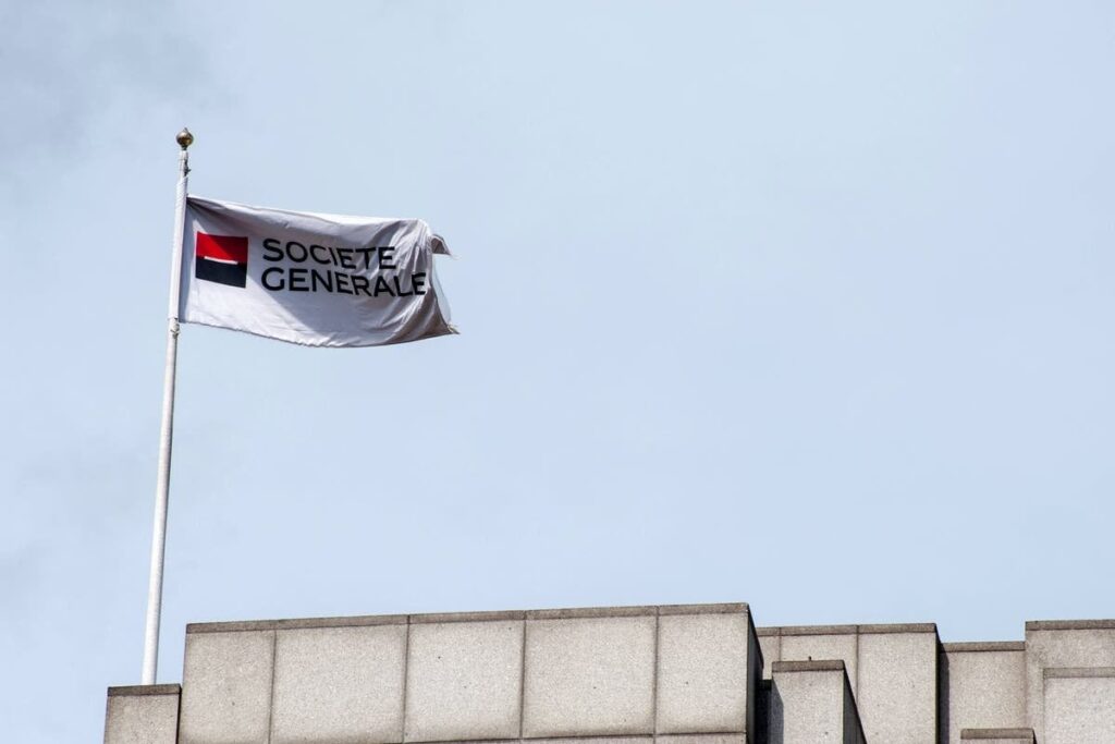 Societe Generale offloads UK and Swiss private banking arms for £770m