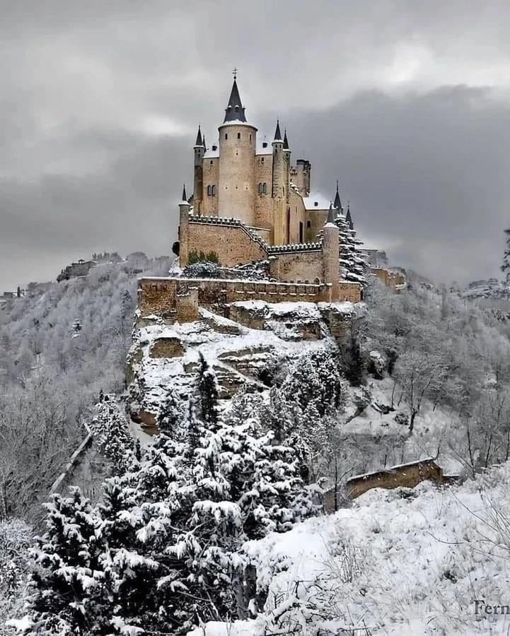 Alcazar of Segovia, it seems taken from a storybook!