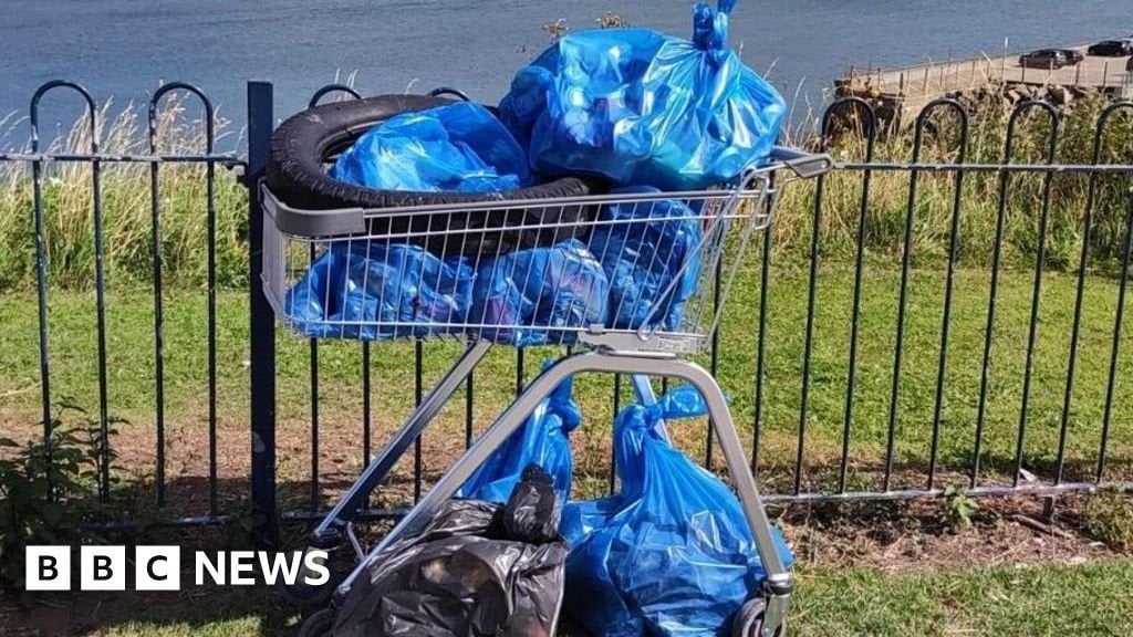 'Frustration' after beach clean-ups fill 700 bags