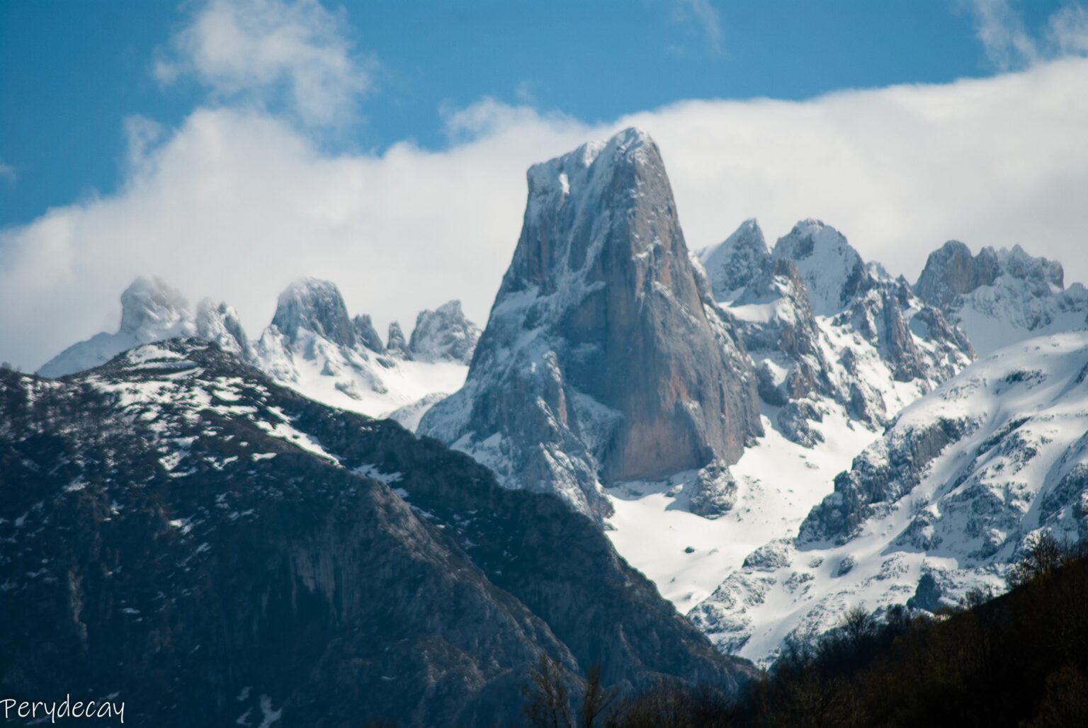 Orange tree of Bulnes or Urriello, Picos de Europa, Asturias.