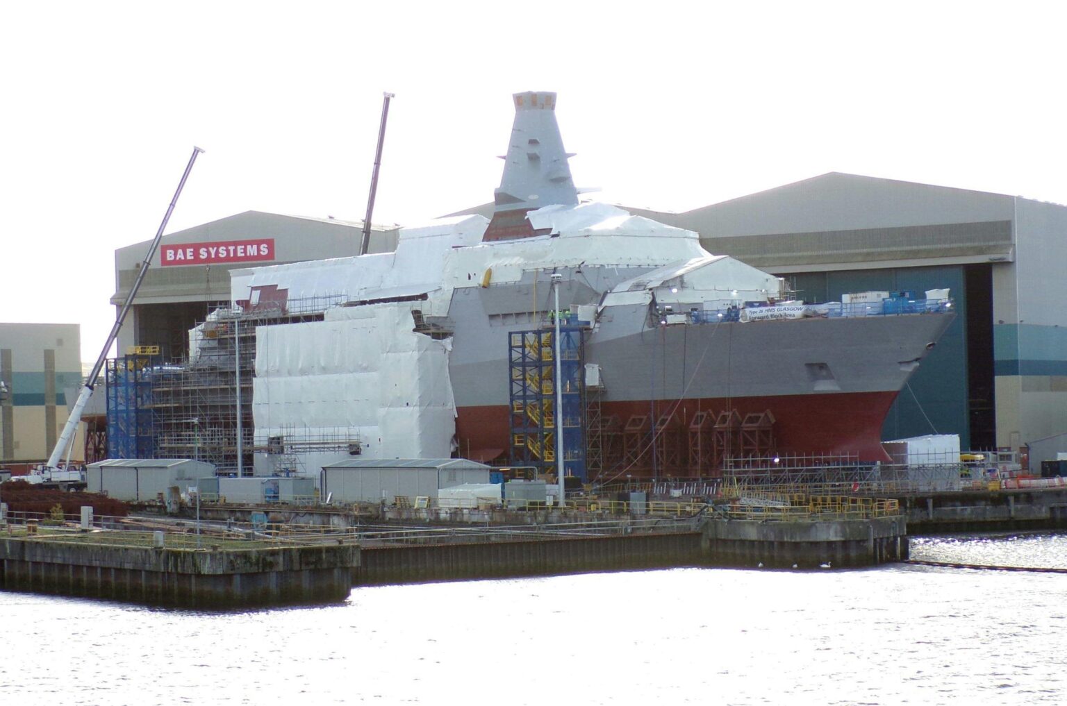 UK must boost warship production, says new report