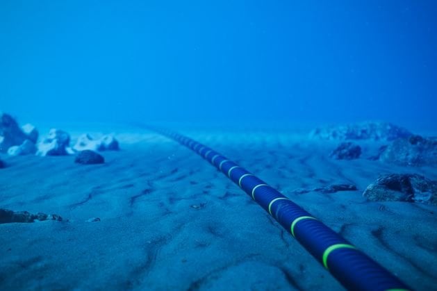 The North Atlantic Transmission One Link (Nato-L) wants to connect the European & American electricity grids via a 3,500 km cable to share excess renewable energy.