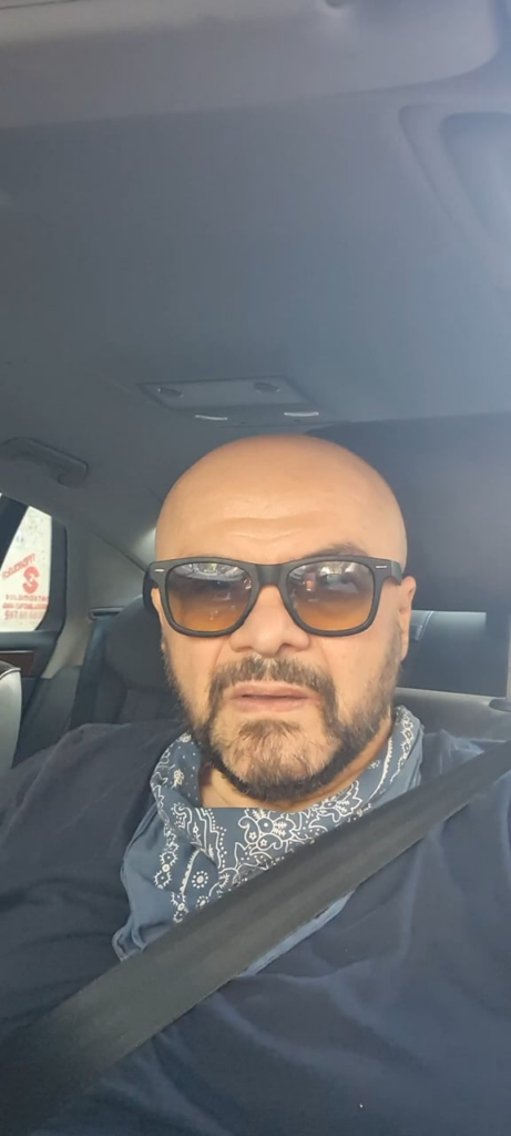 There are two types of voters of the Georgian dream - Kotsi who wins tenders or takes advantage of this situation and gets rich with nepotism, or established Regven who believes in Kaif's promises.